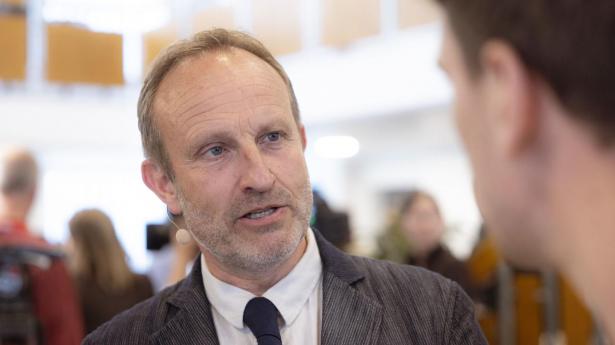 Ministeroverdragelse i Erhvervsministeriet