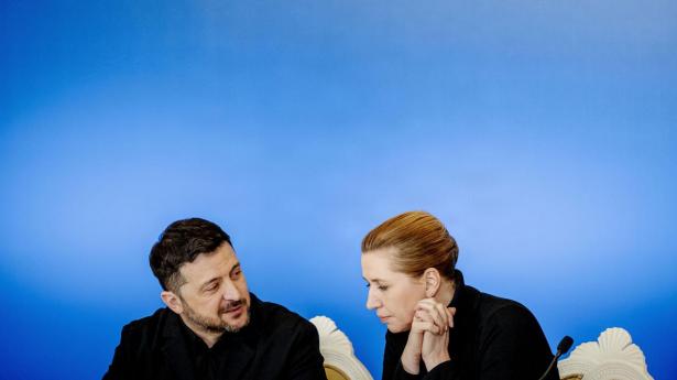 Statsminister og Zelenskyj deltager tirsdag i nordisk-baltisk forsvarsmøde