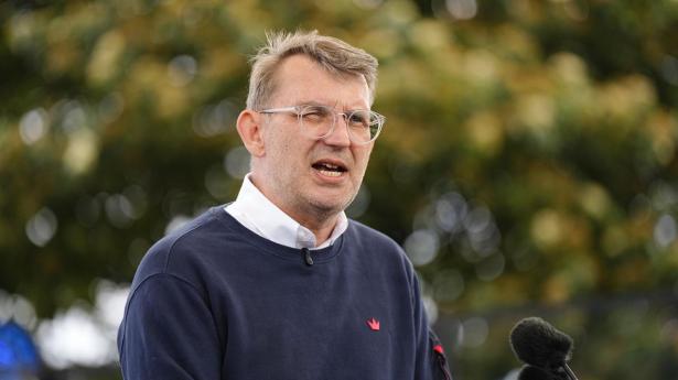 Troels Lund sætter rammen for blå opposition – og giver løfte til danskernes pengepung