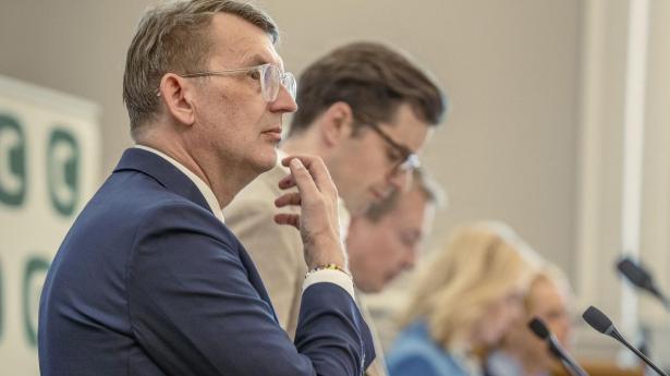 Nu øjner blå partier en chance for at stække Løkke og Frederiksen