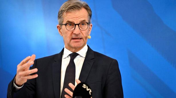 Sverige fastholder renten – men stigning lurer forude