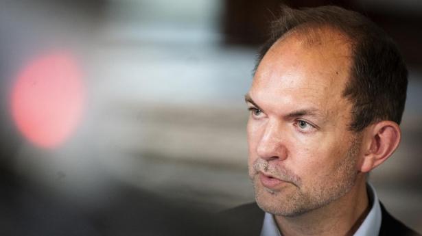 Forsvarsministeren vil sende danske værnepligtige til Grønland