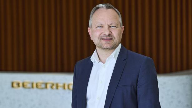 Beierholm runder 2 milliarder - men misser eget vækstmål med et mulehår