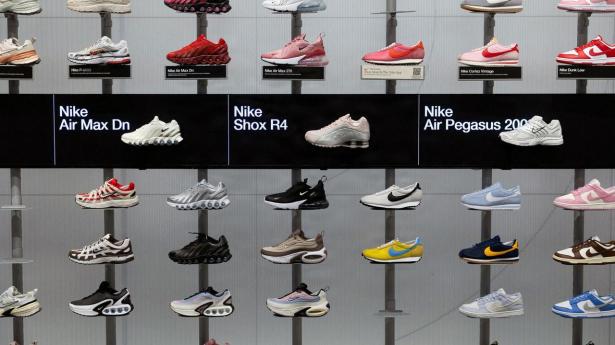 Nike slår forventningerne i fjerde kvartal
