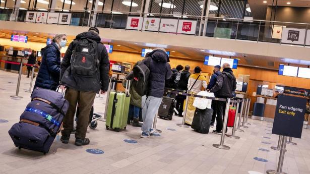 EU vil undgå kaos i lufthavnene: Udskyder nyt indrejsesystem i Europa