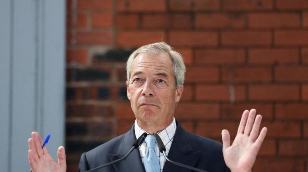 Nigel Farage går efter genvalg som parlamentsmedlem