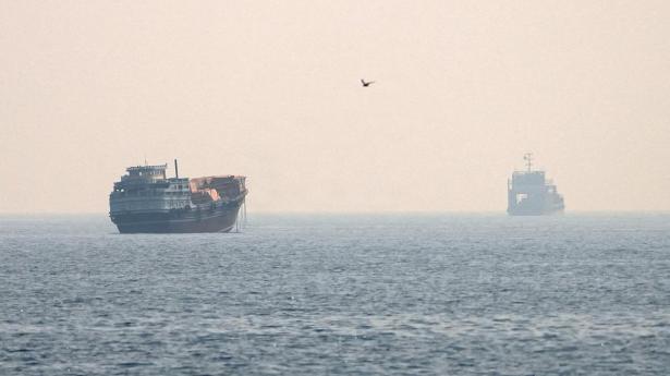Dødvande i Hormuz igen – Mærsk og olie stiger