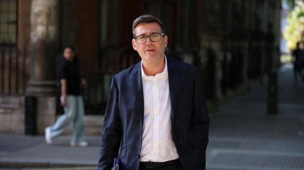 Andy Burnham er ny Labour-leder – nu skal han slå Farage