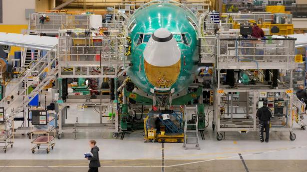 Boeing fastholder plan for nye Air Force One-fly trods stigende omkostninger