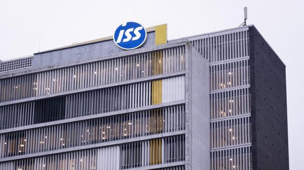 ISS-konkurrent stiger over 40 pct. efter kontant bud