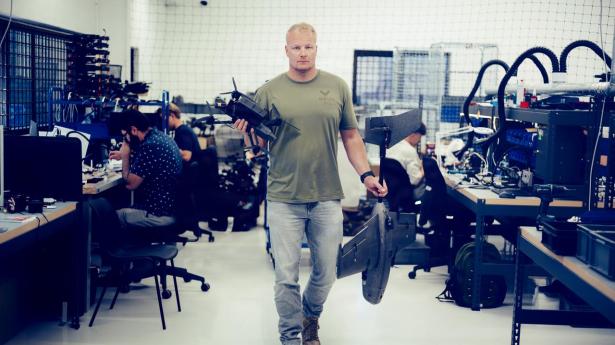 Efter to år: Jægersoldaters dronesats sælger for 300 mio. kr.