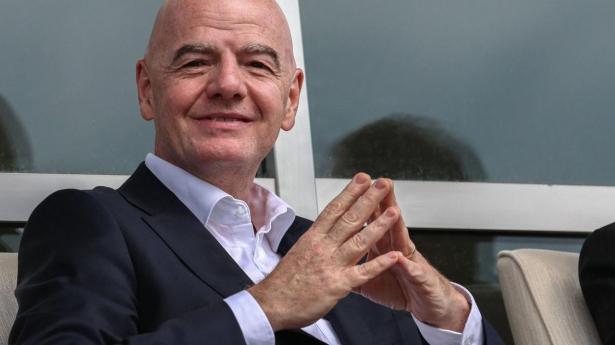 Kritikken hagler ned over Infantino: “Tilliden er forsvundet”