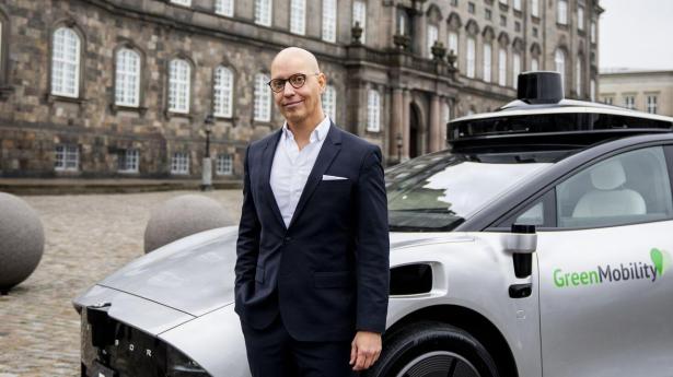 Delebilsfirma vil sende selvkørende biler på vejene i 2027