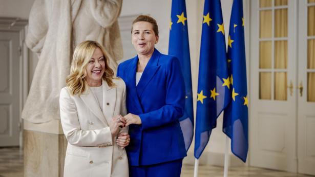 Mette Frederiksen holder fast i samarbejde med Meloni efter Ceuta-sag
