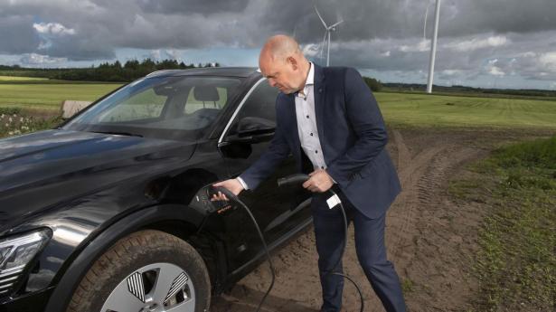 Mangeårig energidirektør forlader Norlys
