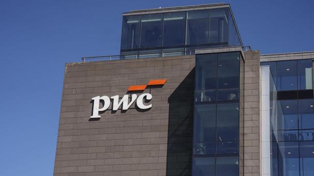 PwC's amerikanske topchef taler konstant med sin egen AI-assistent
