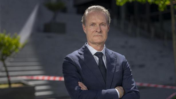 Rådgivere har rygende travlt i rekordstort M&A-marked