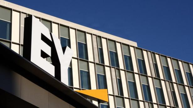 EY er steget fra bunden til toppen af Big Four på kvalitetsrangliste