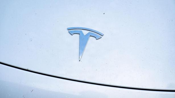 Tesla tilbagekalder næsten 3 mio. elbiler i Kina