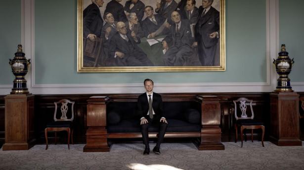 Skal regeringen hælde mere kul på økonomien? Her er økonomernes bud