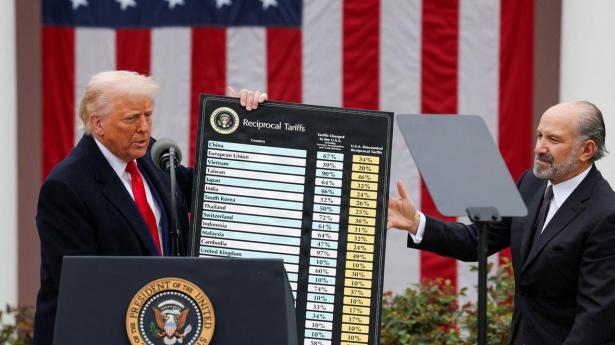 Regeringen: Amerikanerne er endt med 100 pct. af Trumps toldregning