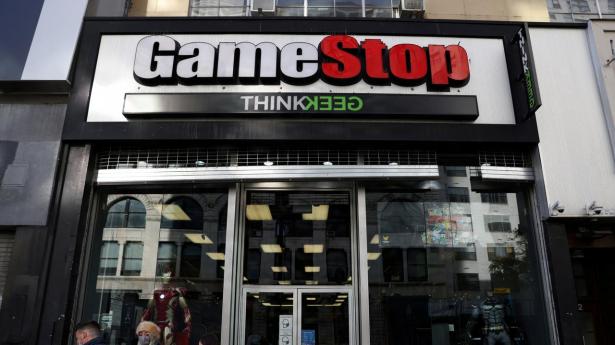 Gamestop leverer stærke foreløbige salgstal for andet kvartal og løftes i formarkedet