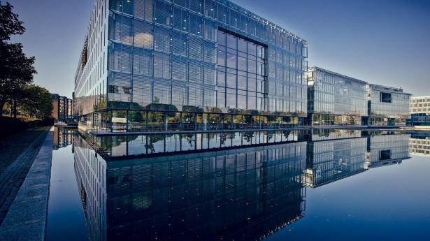 Stort frasalg udløser bestyrelsesrokade i Deloitte