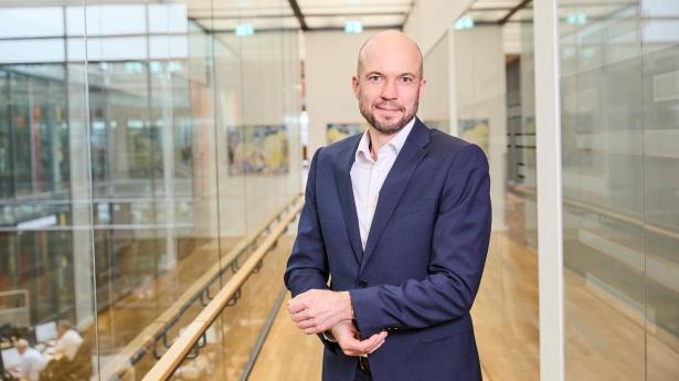 46-årig direktør tager nyt skridt mod toppen i Jyske Bank