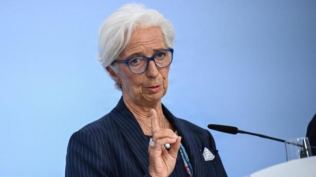 Lagarde holder fingeren på aftrækkeren – markedet ser flere renteløft