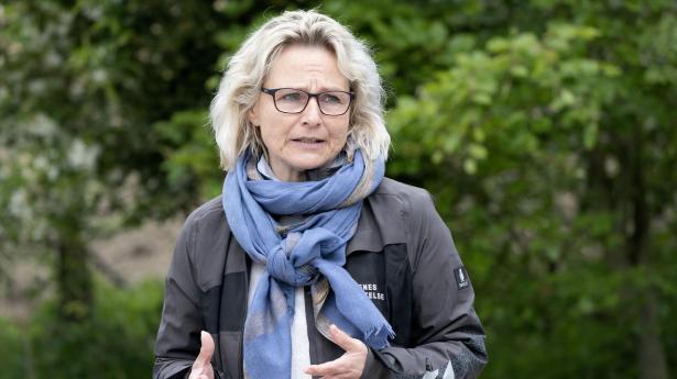 “Vi har hænderne i fremtidens jord: Lad os få et balanceret landbrug”