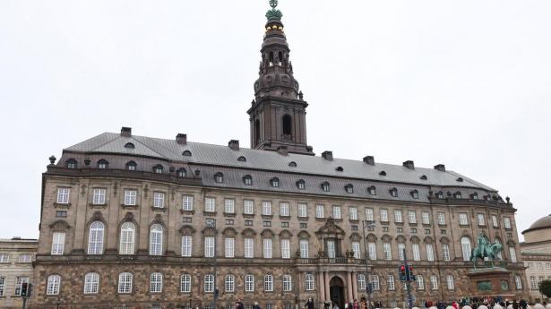 Staten skærer drastisk i konsulentforbruget