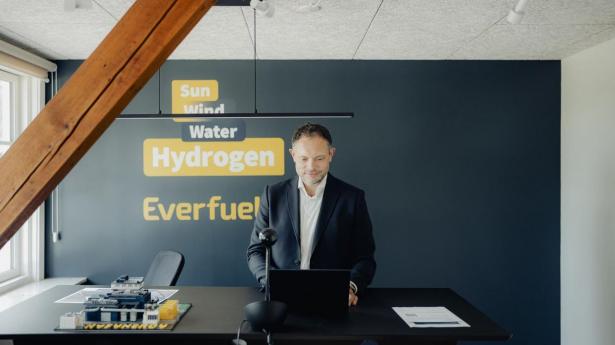Usikkerhed om brintrør truer milliarder i støtte