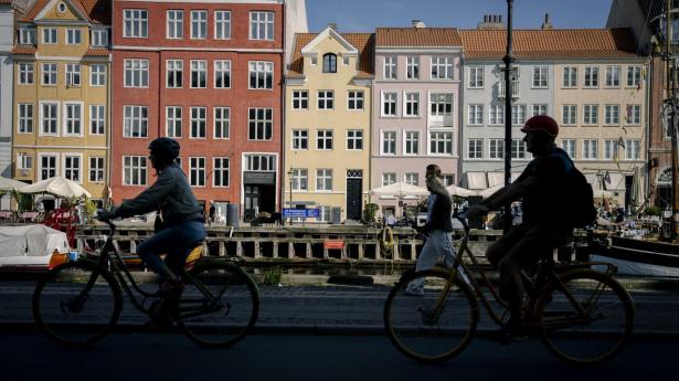 Hvilket forsikringsselskab har opsagt alle sine danske kunder?