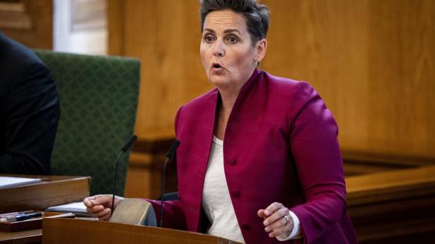 Regeringen vil bruge 680 mio. kr. på ny demensplan