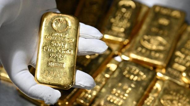 Centralbanker hamstrer guld: Investorer spår ny rekordpris