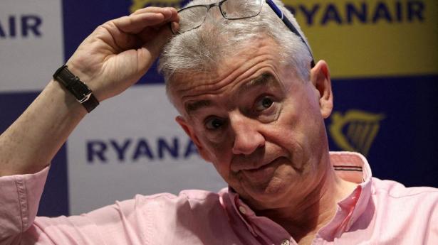 Ryanairs topchef spår historisk prisstigning på flybilletter