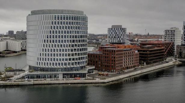 Advokatkæmpe fyrer HR-chef efter fem måneder