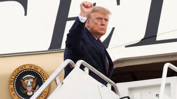 Trump intensiverer sin indblanding i valget. Eksperter slår alarm