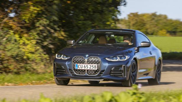 På vejen overbeviser den nye coupé uanset motorvariant. BMW beviser atter, at de mestrer kombinationen af sportslig optræden og komfort som få andre bilproducenter. Fotos: Mathias Brandt