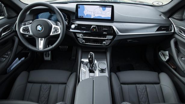 BMW 545e 3.jpg
