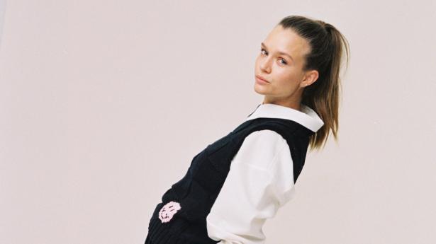 Som helt ung betragtede Josephine Skriver modelkarrieren som en hobby. I dag ser den 27-årige topmodel sig selv som en forretningskvinde – og sin karriere, som var det enhver anden branche, hvor det handler om at stige i graderne. Foto: Rasmus Weng Karlsen.