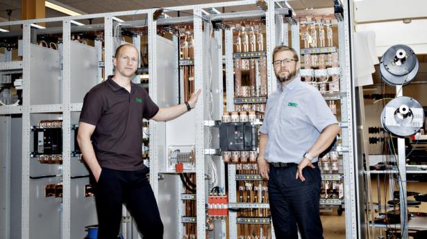 Hos Dansk Miljø- &amp; Energistyring A/S har egentlig altid arbejdet med bæredygtighed og ESG - men nu hvor det er blevet en helt central del af det at være virksomhed, er det sat meget mere i system. Det har dog også sine udfordringer, da det er blevet komplekst at finde rundt i - derfor er hjælpeværktøjet fra Lederne en oplagt mulighed. Foto: Astrid Dalum