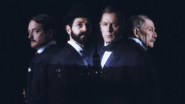 Fra venstre: Seriens hovedpersoner Emil Glückstadt, Isak Glückstadt, C.F. Tietgen og H.N. Andersen som de fremstilles i tv-serien. PR-foto; Fotografer: 
Per Arnesen og Henrik Othen, Lars Gregers