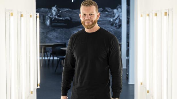 Flere internetbaserede banker har set en forretning i billigere erhvervskonti. Bl.a. Lunar Business med Jacob Faber i spidsen har siden lanceringen mærket iværksætternes store appetit. PR-foto