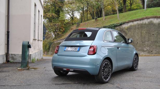 Fiat_500e_back_foto_thomas_saks.JPG