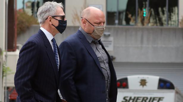 Stifter og tidligere adm. direktør i AS Solution Christian West (t.h.) erklærede sig i august 2020 skyldig i bestikkelse. Arkivfoto: Aric Crabb/East Bay Times via Getty Images