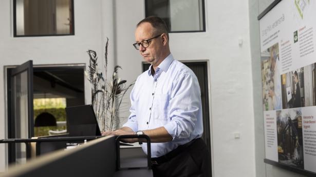 Henrik Nellager ved tavlen.jpg