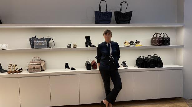 Hanne Sohl, indehaver af butikken FF2 i Aarhus, der har 25-årsjubilæum og er en så stor del af hendes liv, at hendes ældste datter også arbejder der. PR-foto