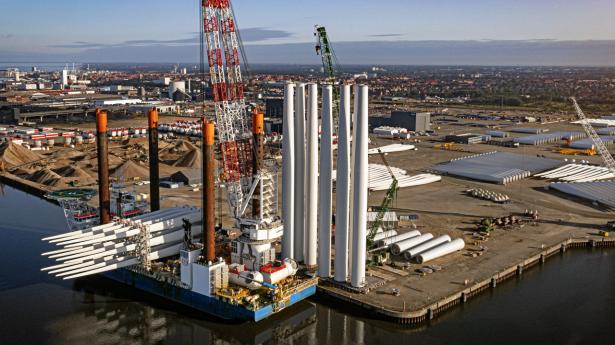 Størstedelen af Nordsøens havmølleparker udskibes fra Esbjerg.