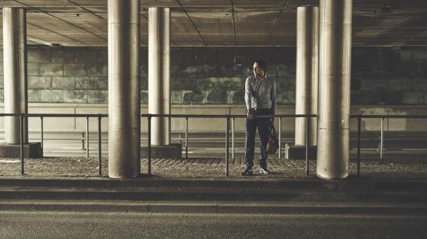 Danicas seniorøkoonom Mads Moberg Reumert anbefaler, at du i opsparingsfasen sparer mest muligt op i rate­pensionen for at sikre dig fleksibilitet, når du når frem til udbetalingen. Foto Jeppe Carlsen